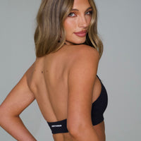 SOFT BLACK HALTER WORKOUT CROP