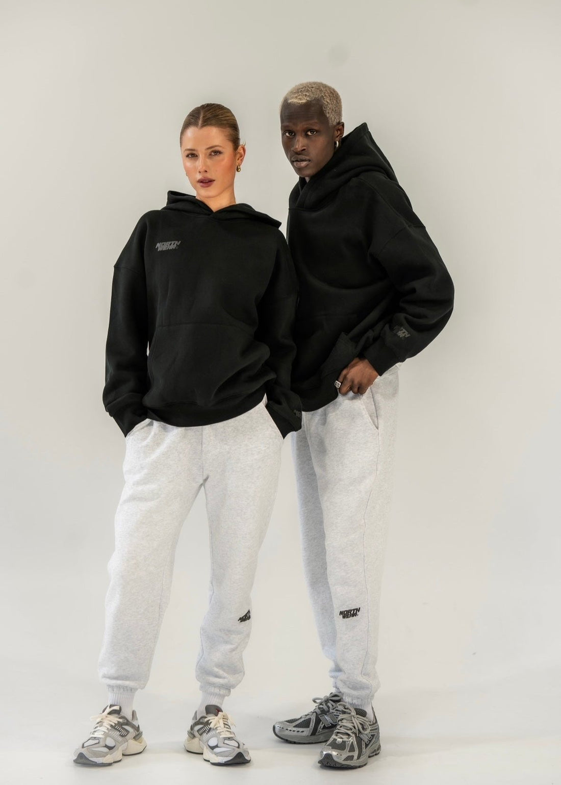 COMFORT UNISEX HOODIE