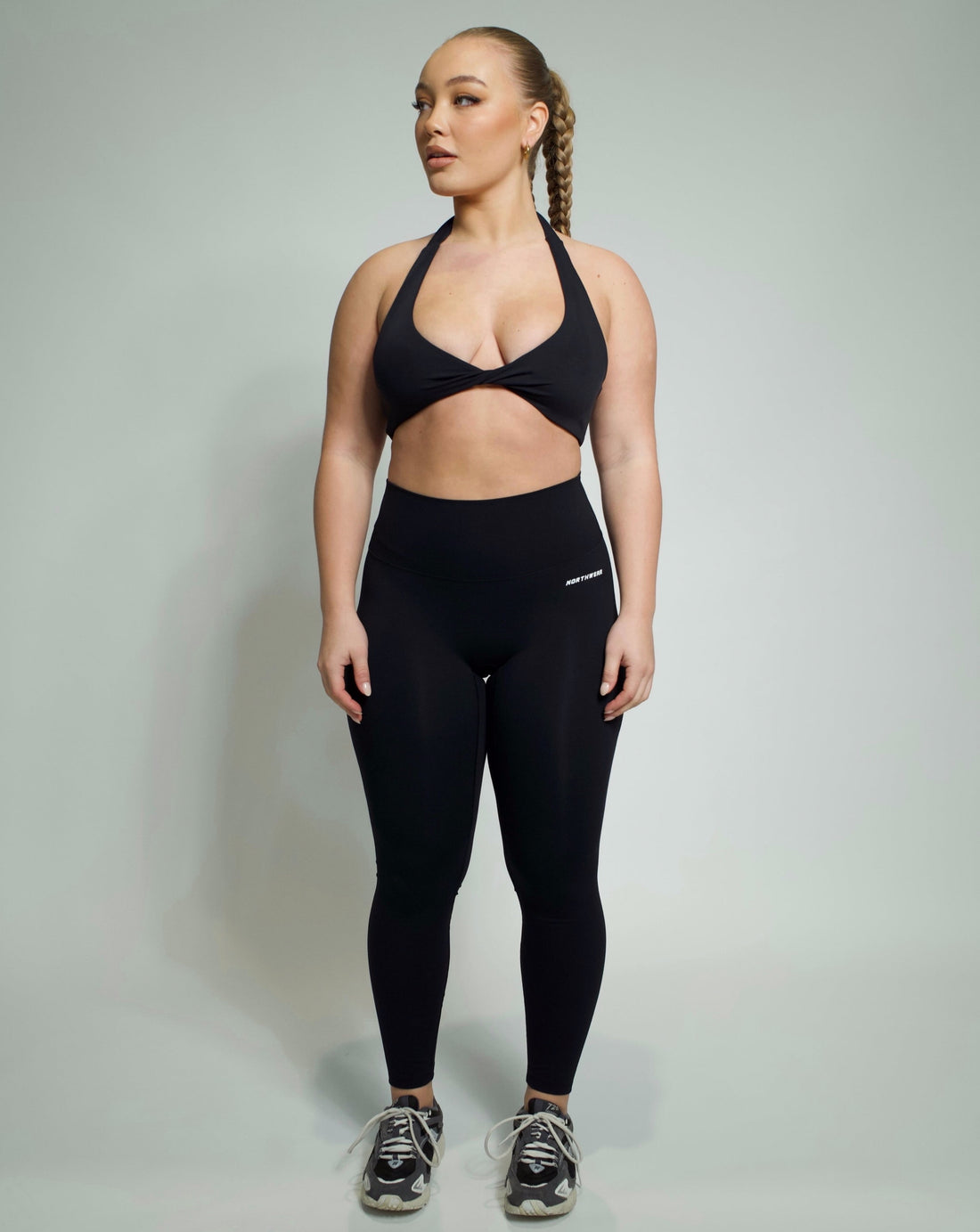 BASICS CLUB. BLACK LEGGINGS SEAMLESS FRONT – Northwear Active