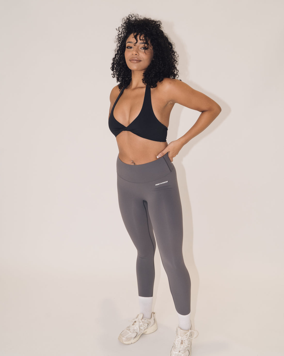 BASICS CLUB. GREY LEGGINGS SEAMLESS FRONT – Northwear Active