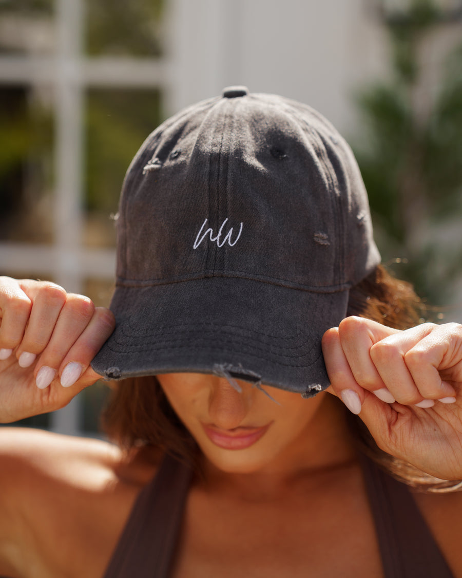 SOFT DAD CAPS BONE AND WASHED BLACK PRE-ORDER